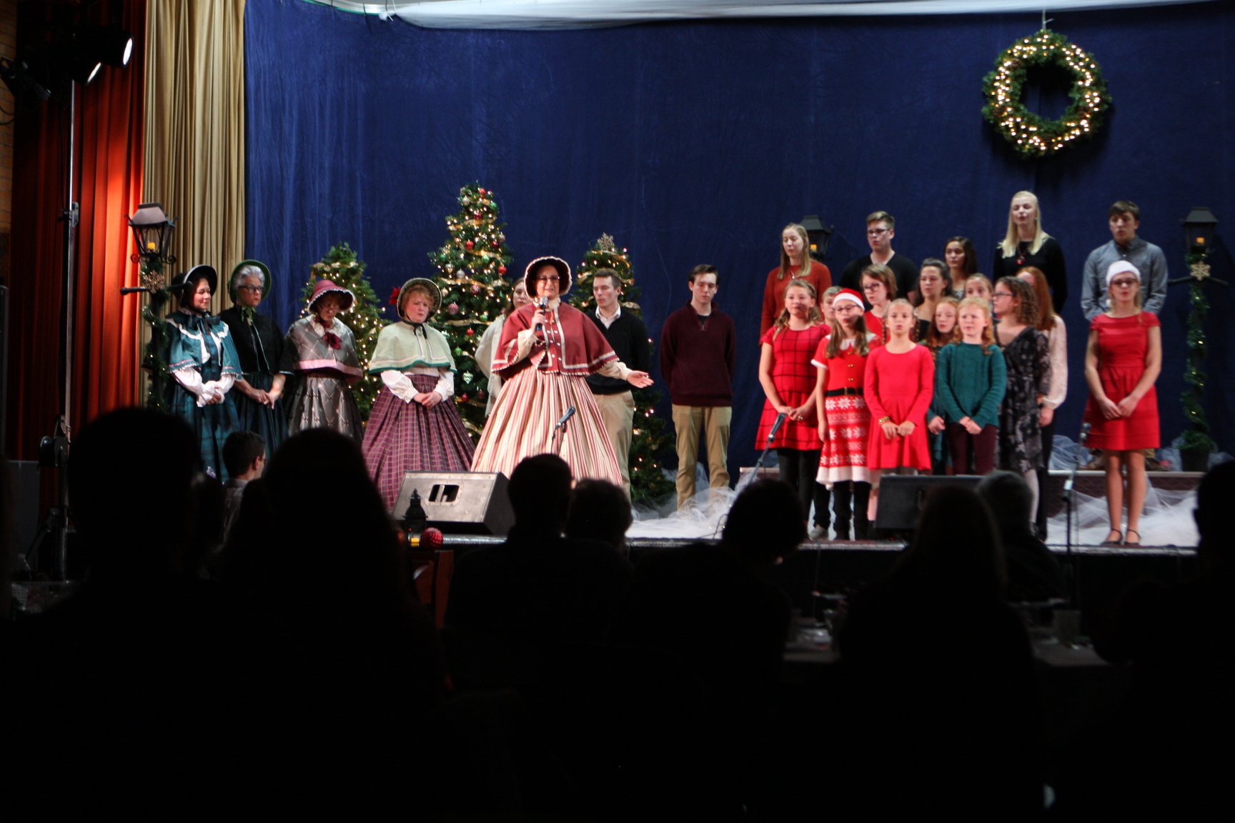 Holiday Cabaret